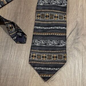 Christian Dior Monsieur Black and Gold Patterned Tie